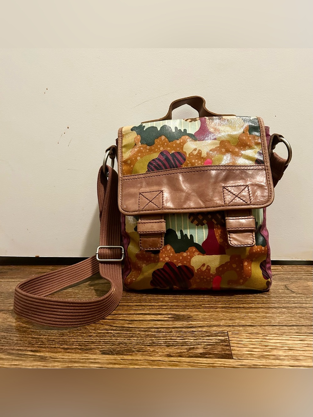 Fossil Multicolor Canvas and Brown Trim Crossbody Bag